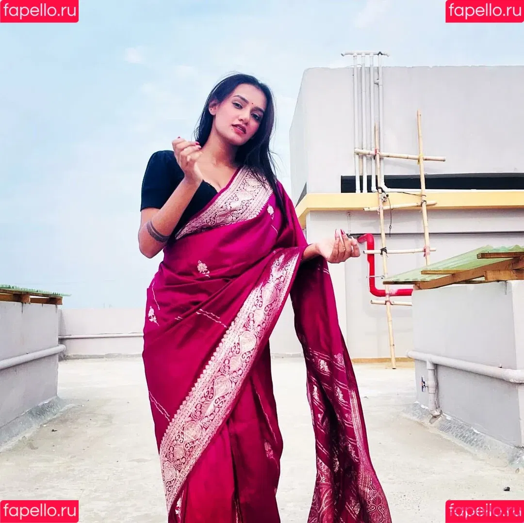 Katha Kali Chowhan Onlyfans Photo Gallery 