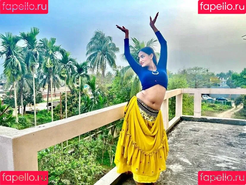 Katha Kali Chowhan Onlyfans Photo Gallery 