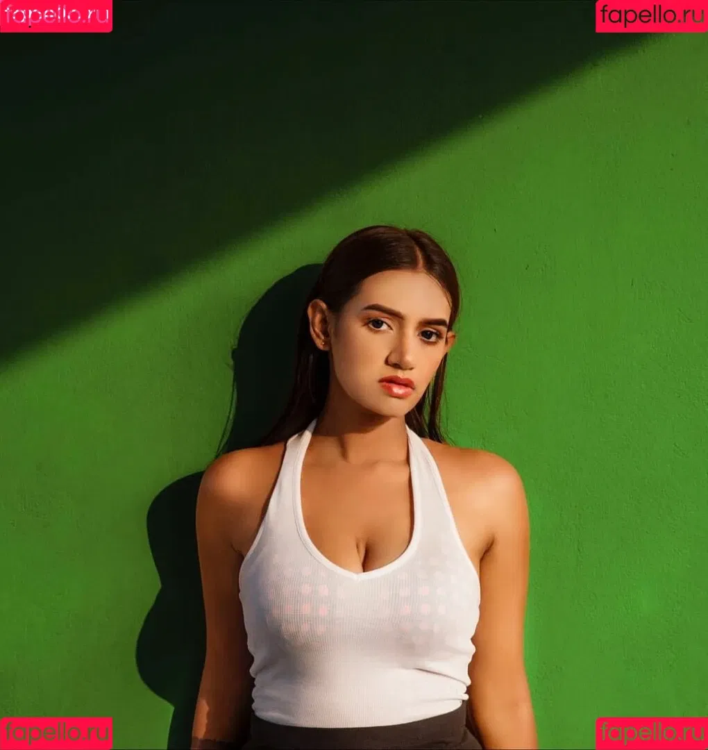 Katha Kali Chowhan Onlyfans Photo Gallery 