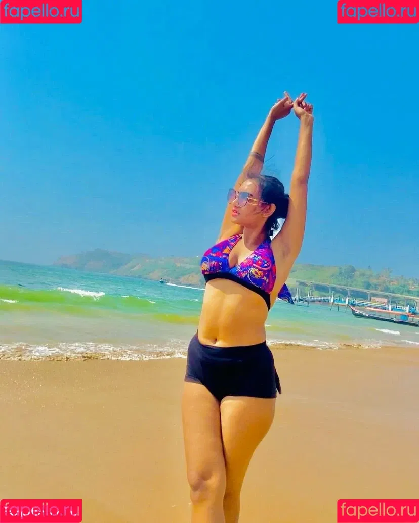 Katha Kali Chowhan Onlyfans Photo Gallery 