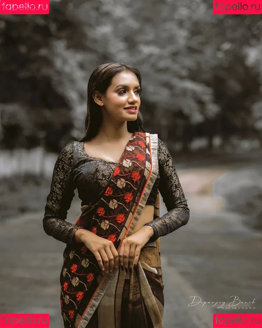 Katha Kali Chowhan Onlyfans Photo Gallery 