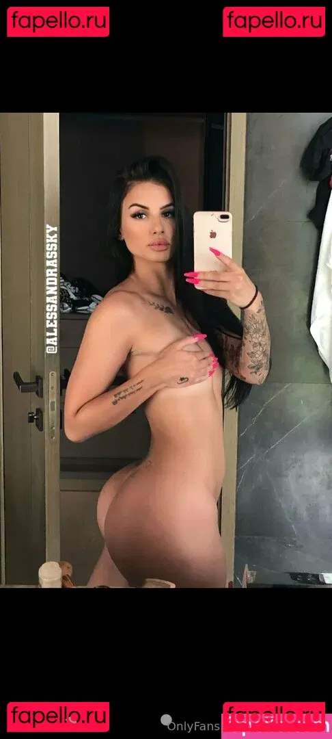 genesixxxxx Onlyfans Photo Gallery 