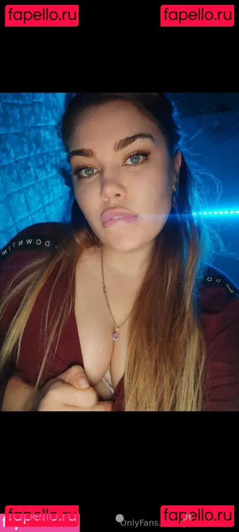 genesixxxxx Onlyfans Photo Gallery 