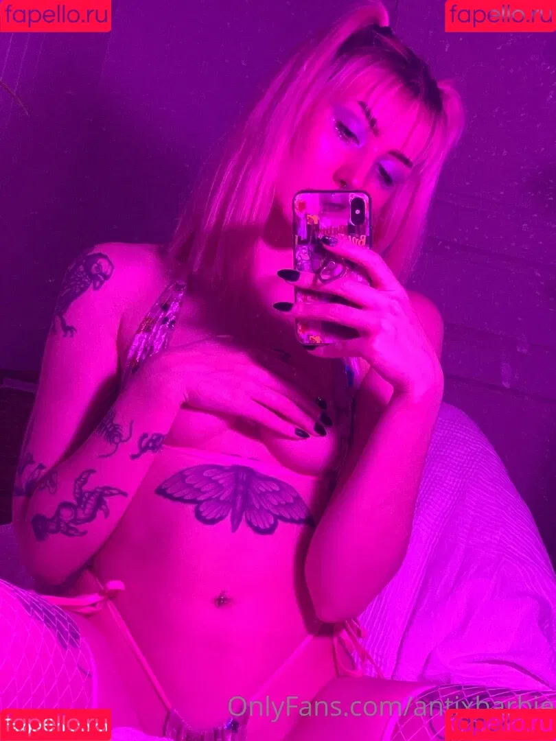 antixbarbie Onlyfans Photo Gallery 