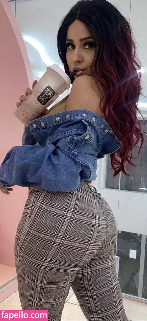 Claudiamolina.a Onlyfans Photo Gallery 