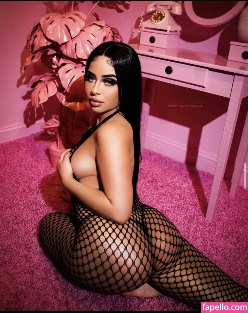 Claudiamolina.a Onlyfans Photo Gallery 