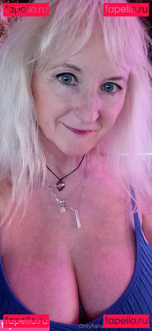 MoniCutex Onlyfans Photo Gallery 