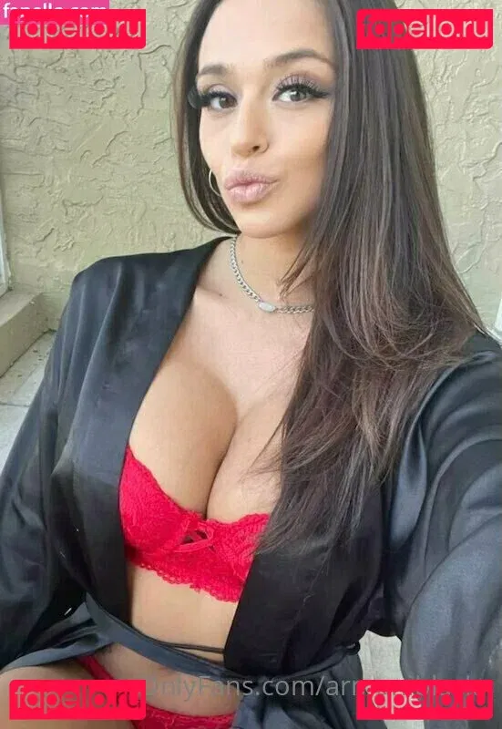 realarmaniblack Onlyfans Photo Gallery 