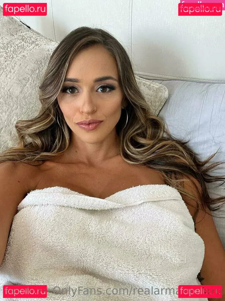 realarmaniblack Onlyfans Photo Gallery 