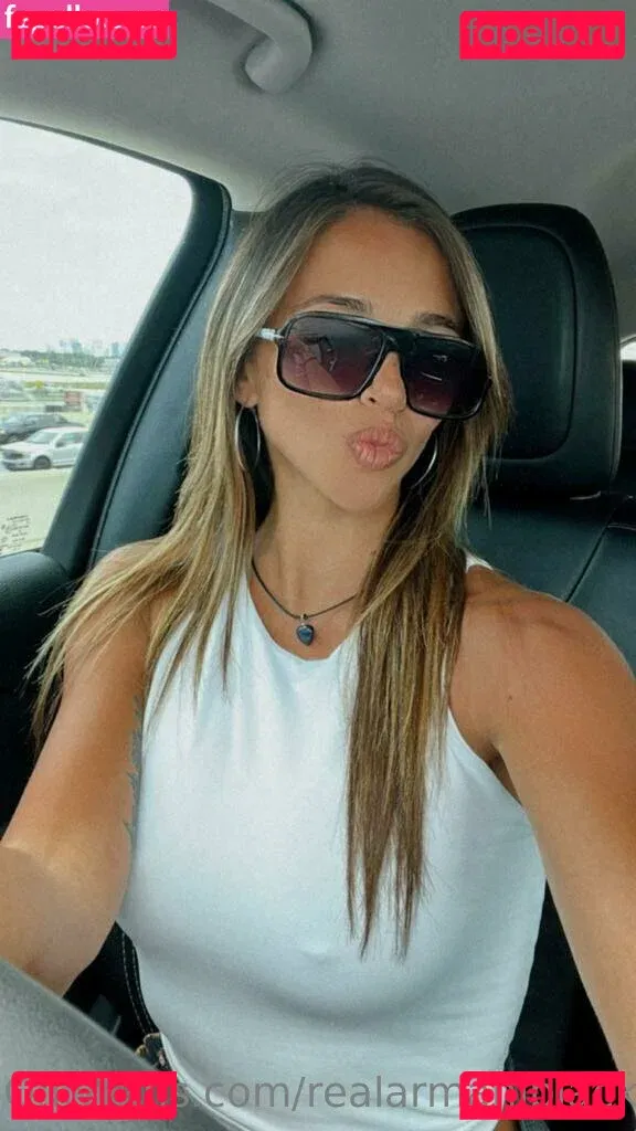 realarmaniblack Onlyfans Photo Gallery 