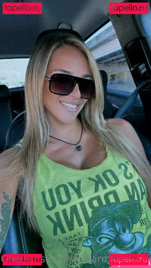 realarmaniblack Onlyfans Photo Gallery 