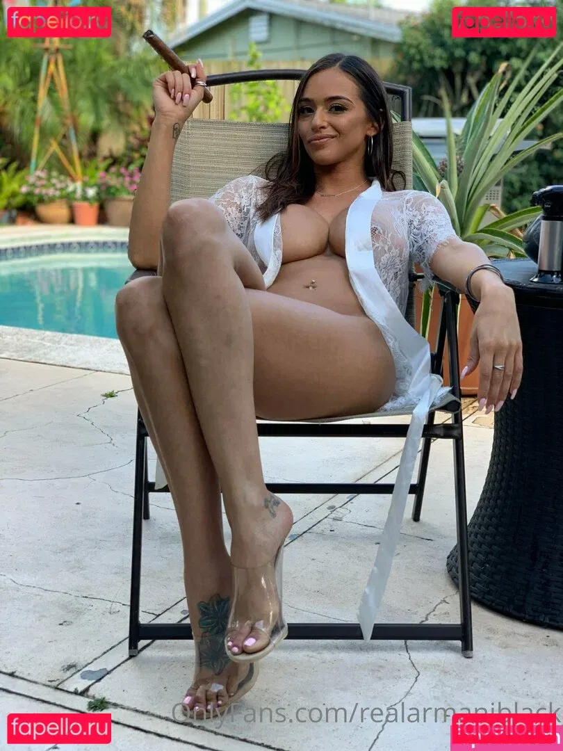 realarmaniblack Onlyfans Photo Gallery 