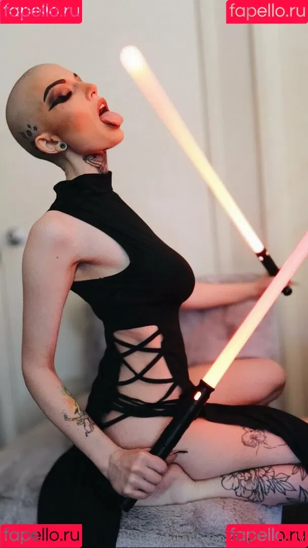 karaismoody Onlyfans Photo Gallery 