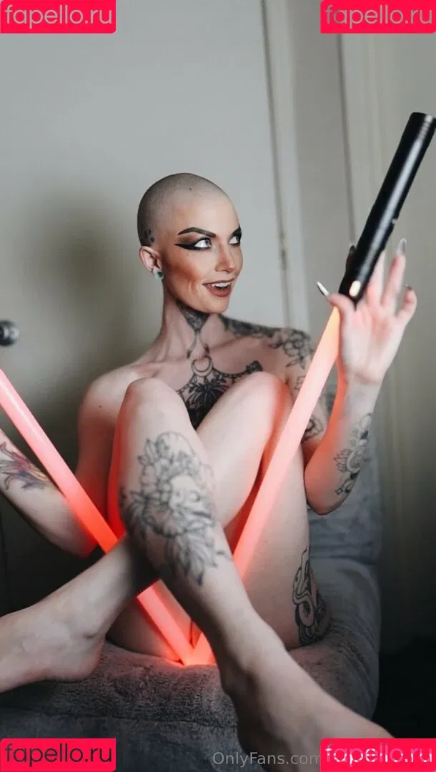 karaismoody Onlyfans Photo Gallery 