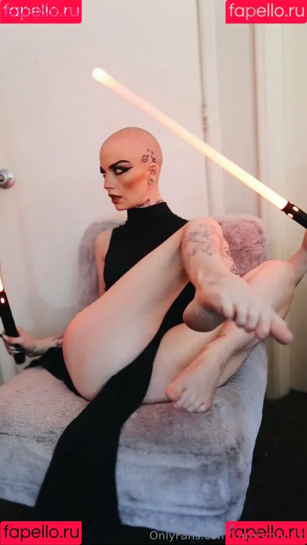 karaismoody Onlyfans Photo Gallery 
