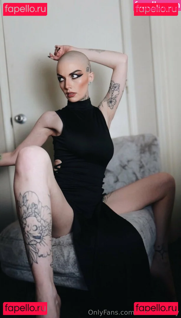 karaismoody Onlyfans Photo Gallery 