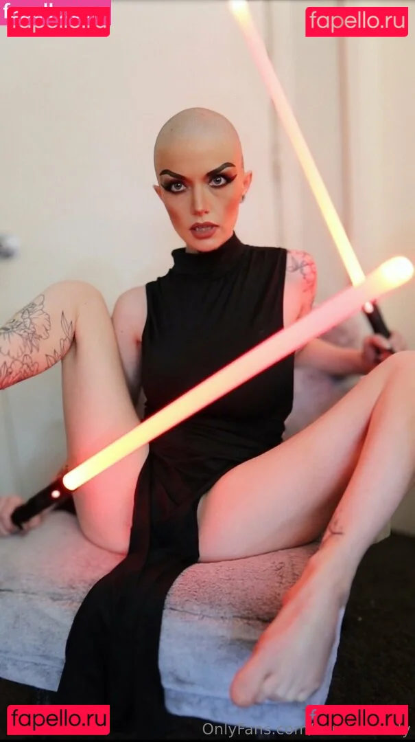 karaismoody Onlyfans Photo Gallery 