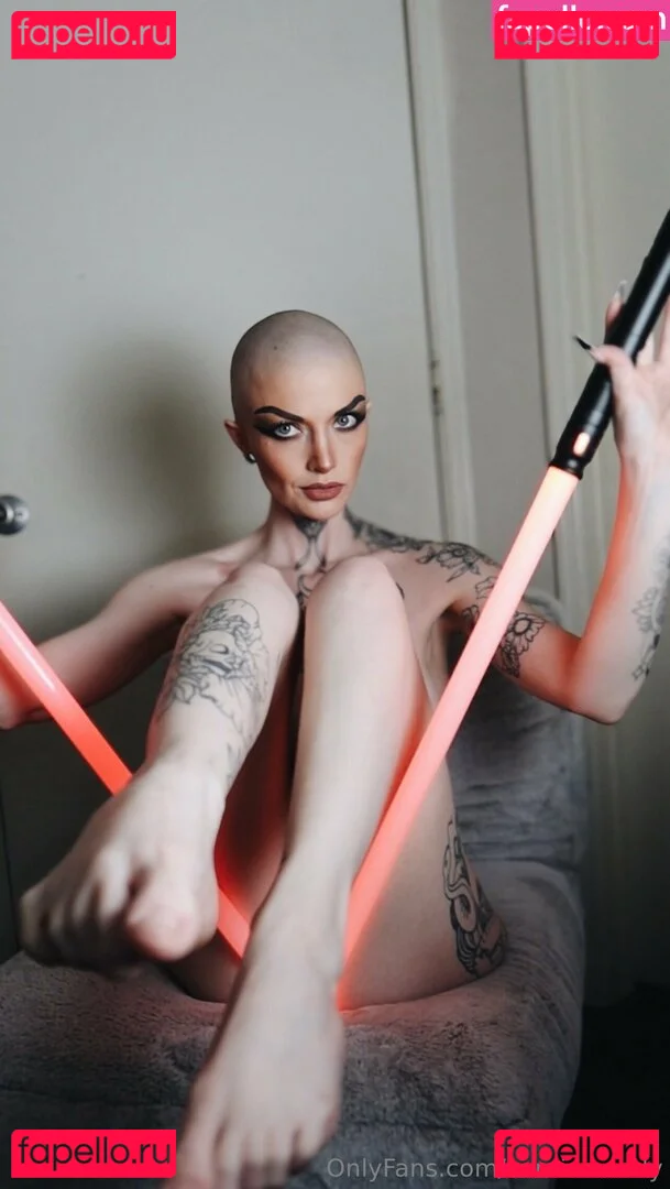 karaismoody Onlyfans Photo Gallery 