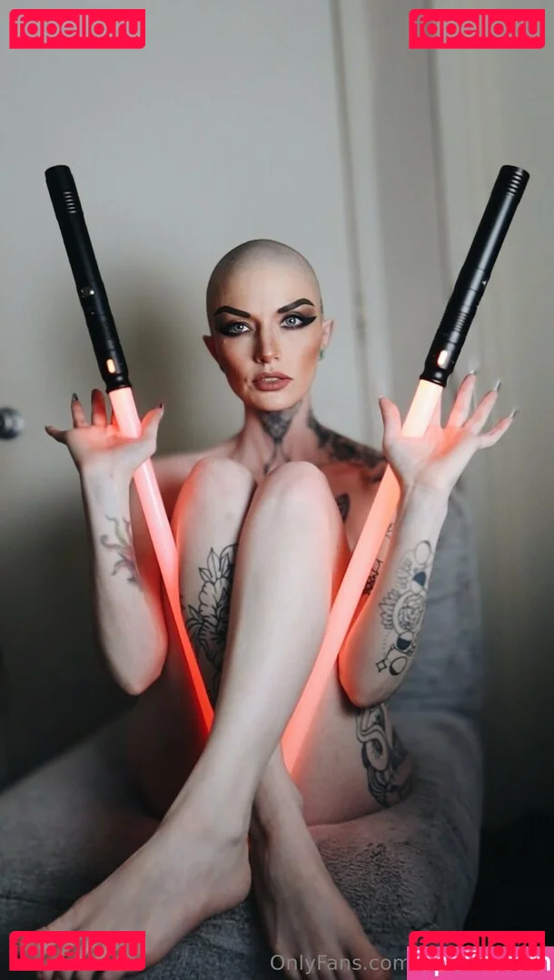 karaismoody Onlyfans Photo Gallery 