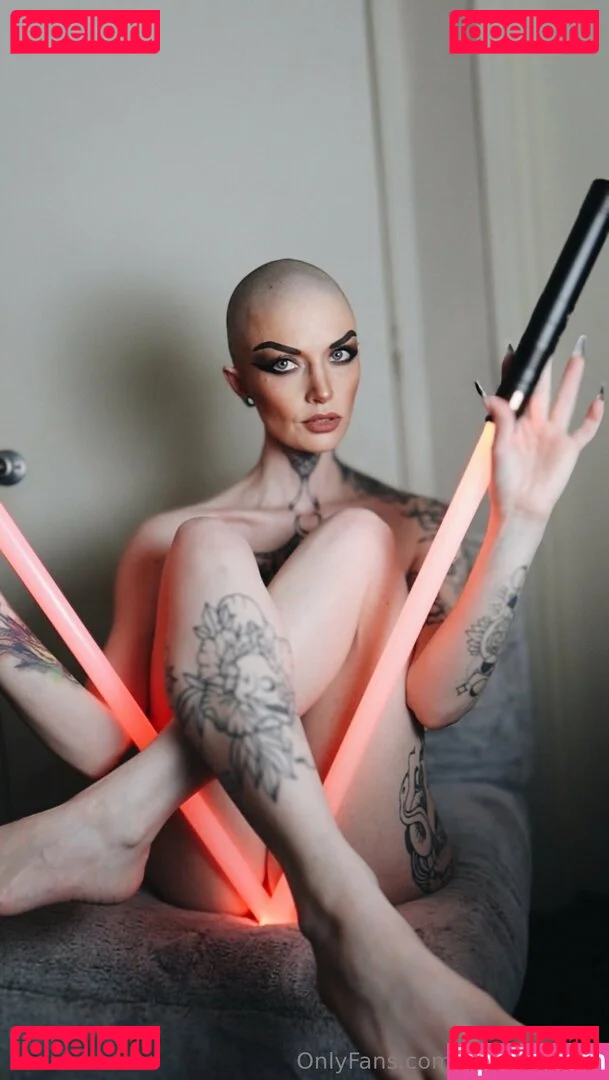 karaismoody Onlyfans Photo Gallery 