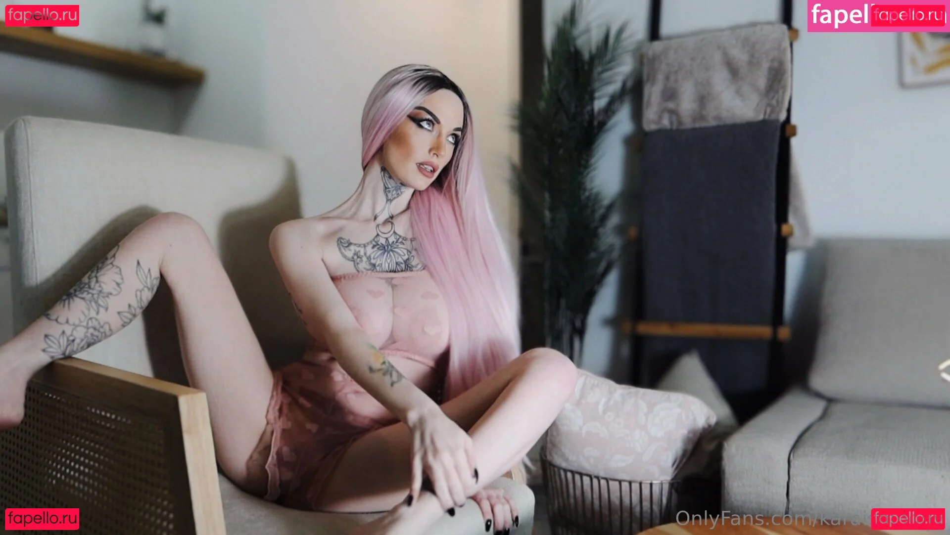 karaismoody Onlyfans Photo Gallery 