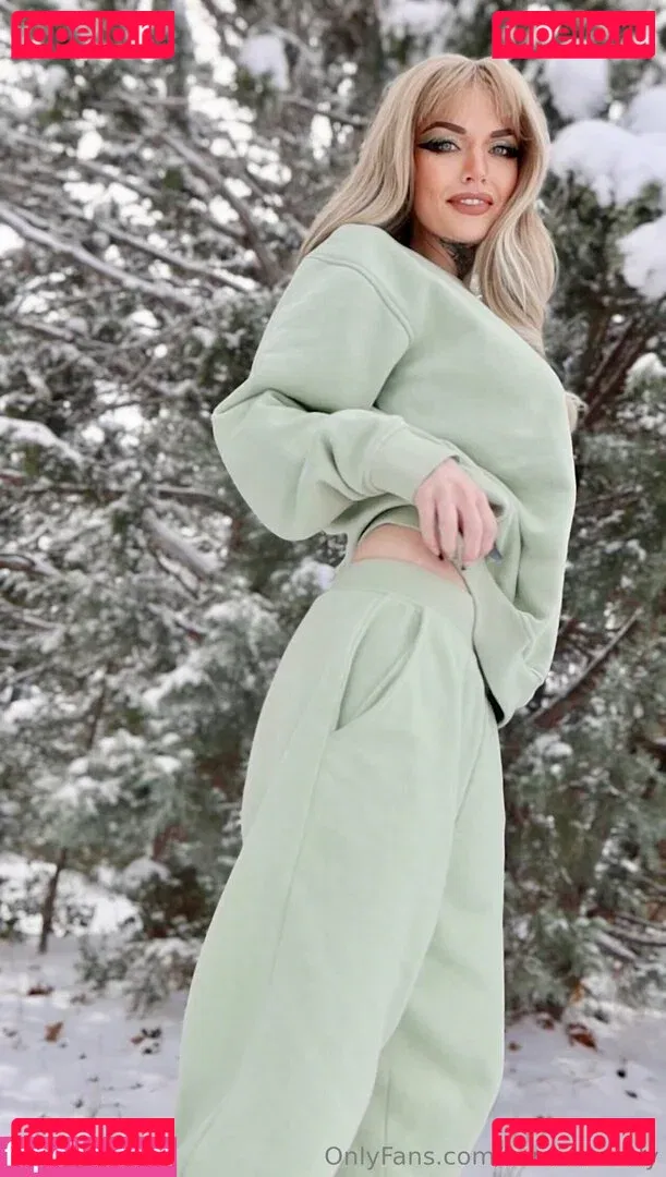 karaismoody Onlyfans Photo Gallery 