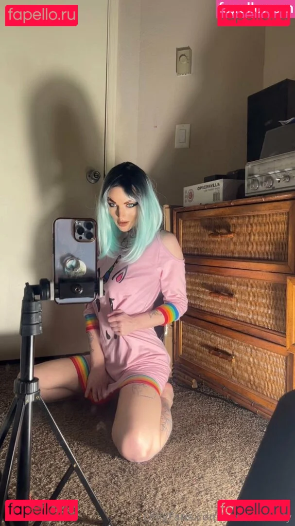 karaismoody Onlyfans Photo Gallery 