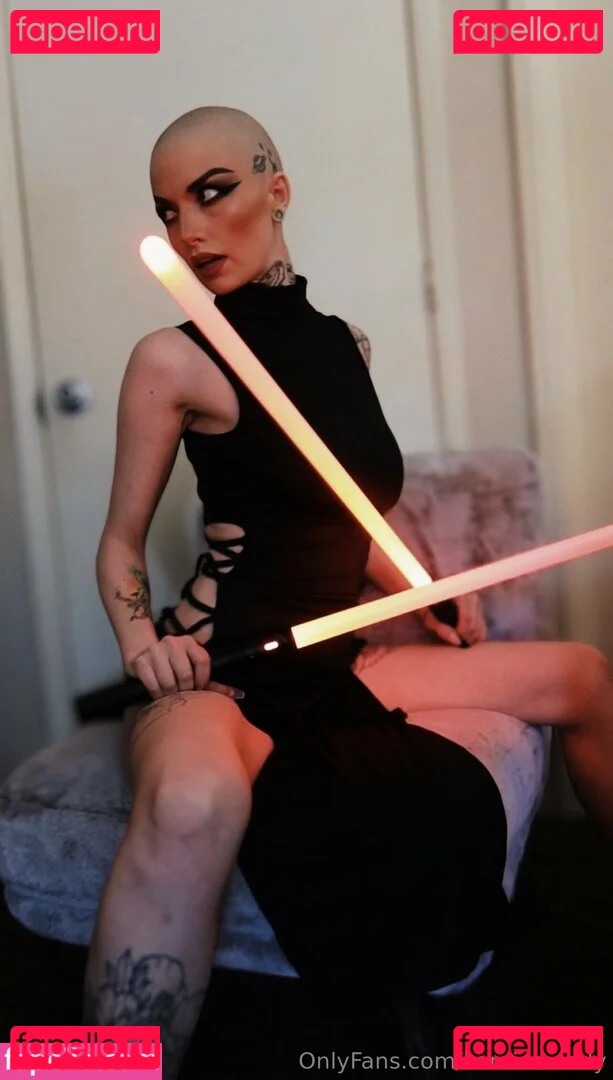 karaismoody Onlyfans Photo Gallery 