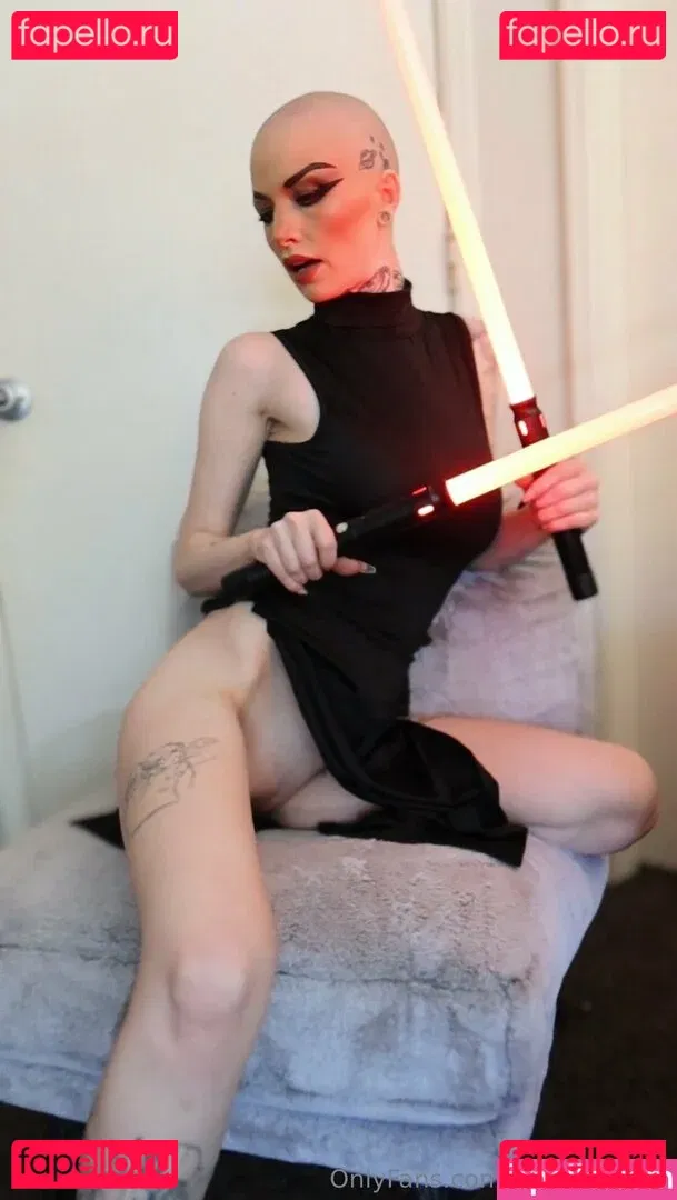 karaismoody Onlyfans Photo Gallery 