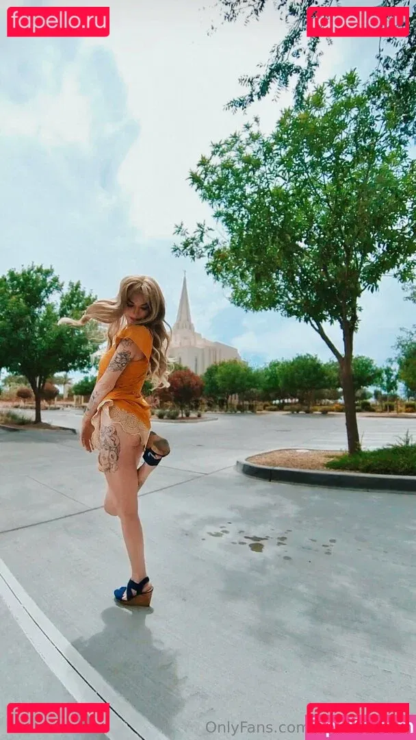 karaismoody Onlyfans Photo Gallery 