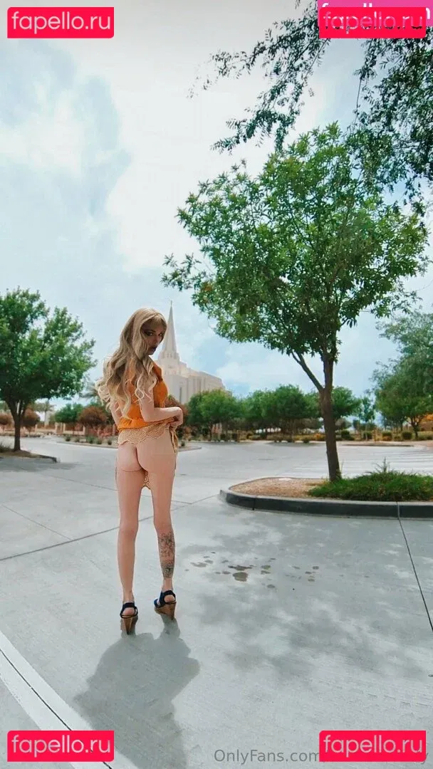 karaismoody Onlyfans Photo Gallery 