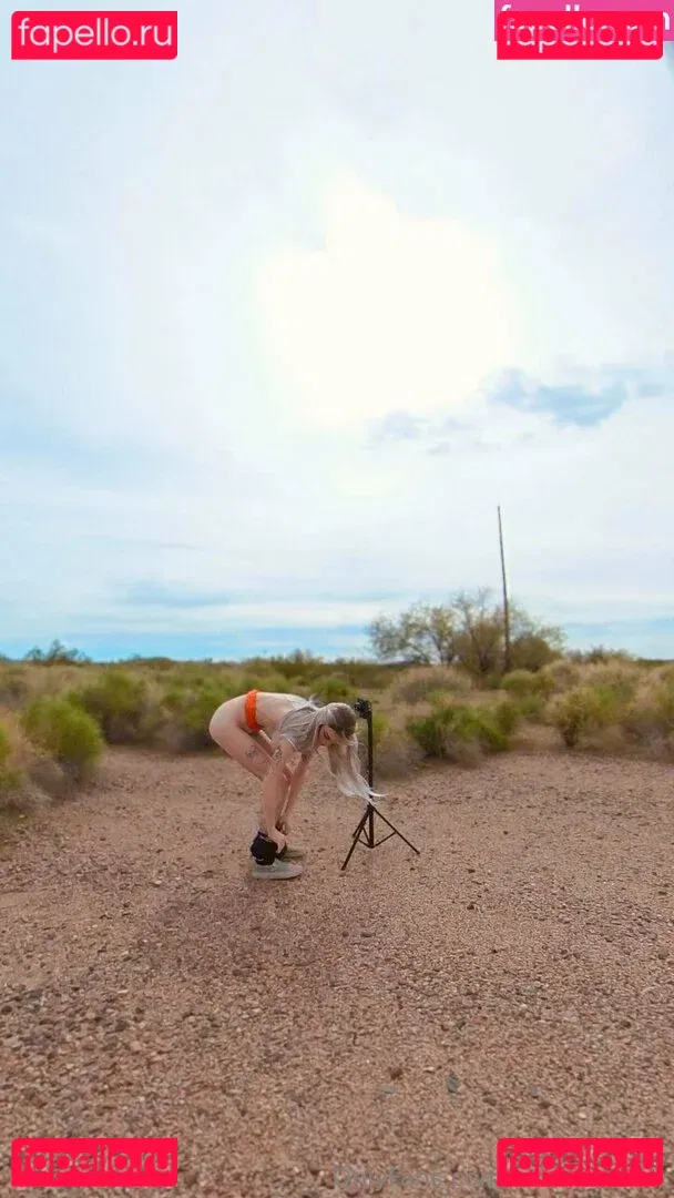 karaismoody Onlyfans Photo Gallery 