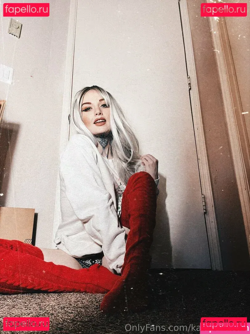 karaismoody Onlyfans Photo Gallery 