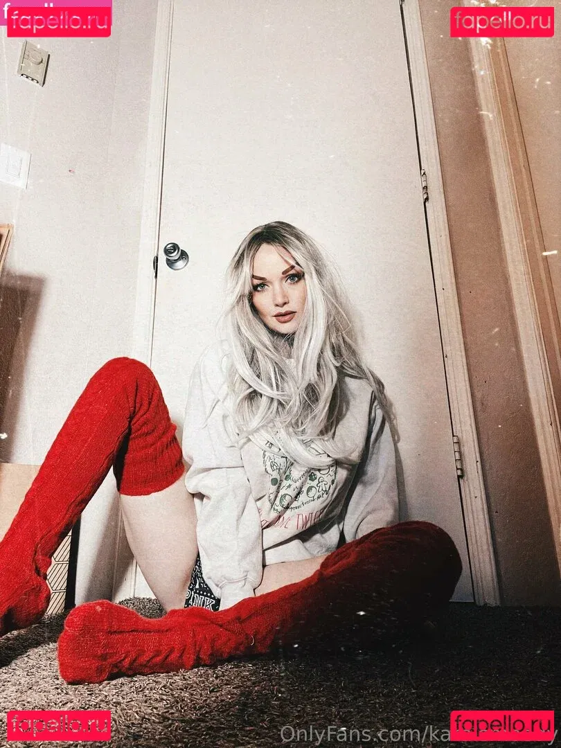 karaismoody Onlyfans Photo Gallery 