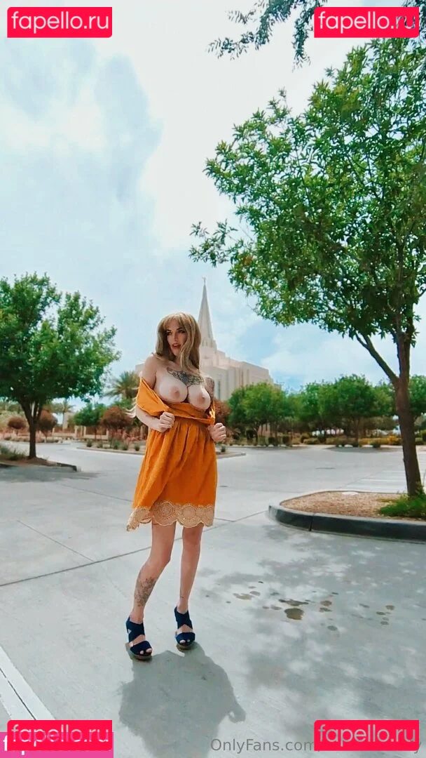 karaismoody Onlyfans Photo Gallery 