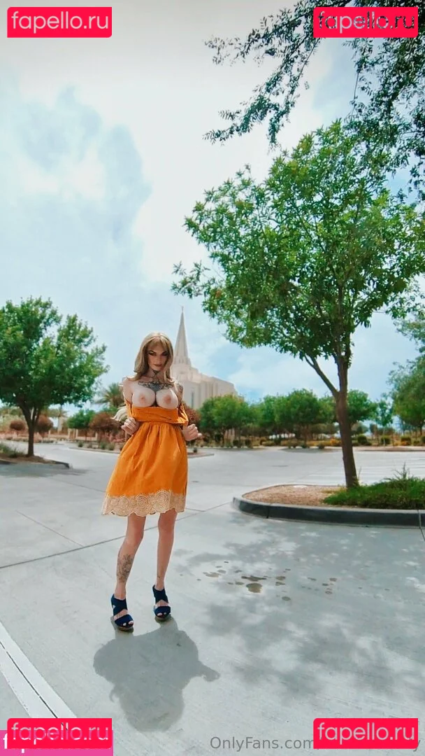 karaismoody Onlyfans Photo Gallery 