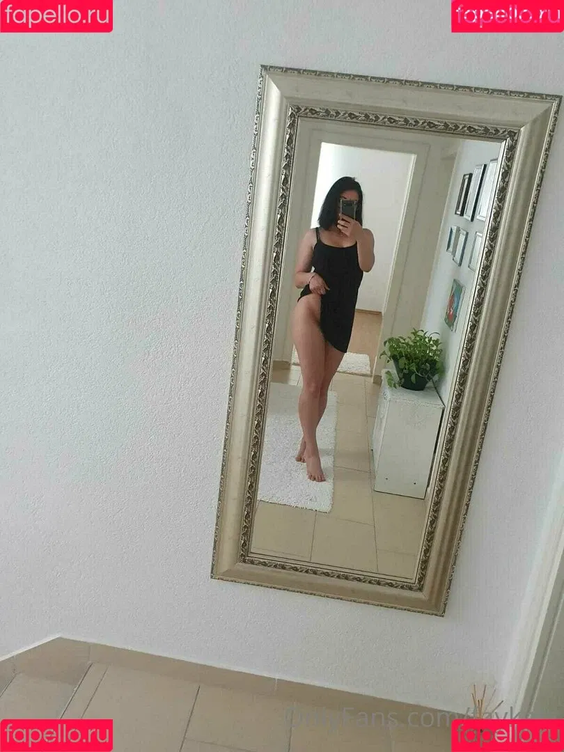 faykatz Onlyfans Photo Gallery 