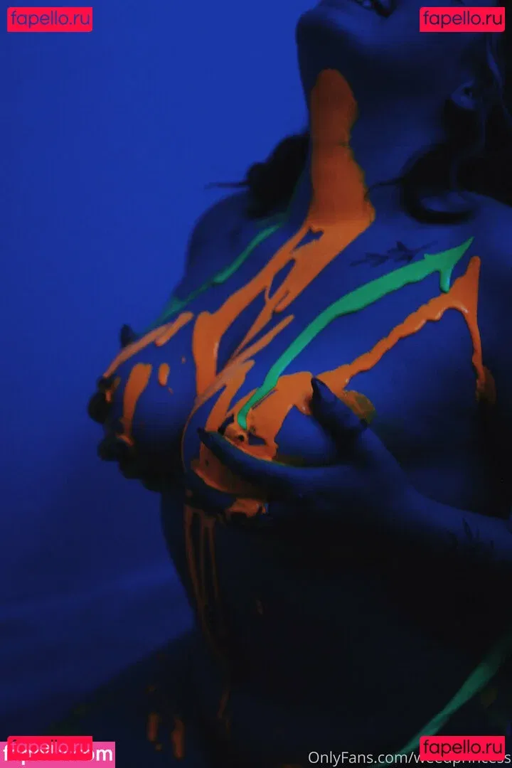 weedprincess Onlyfans Photo Gallery 