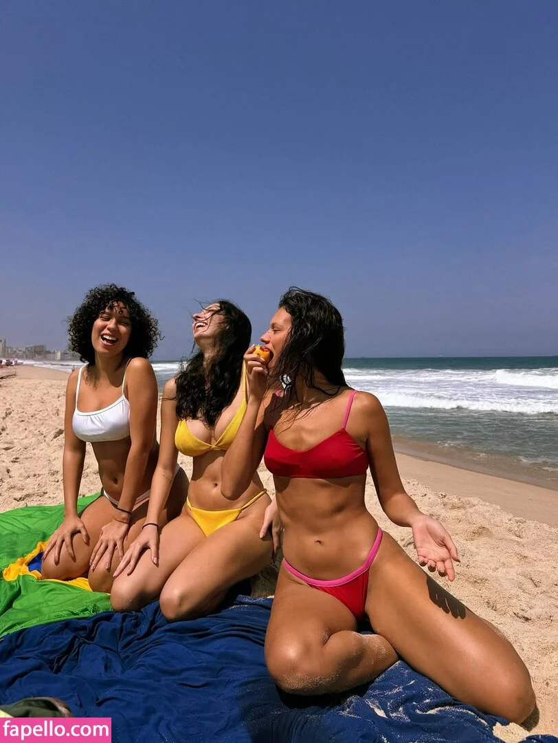 Alane Dias Nude Onlyfans Photo 49