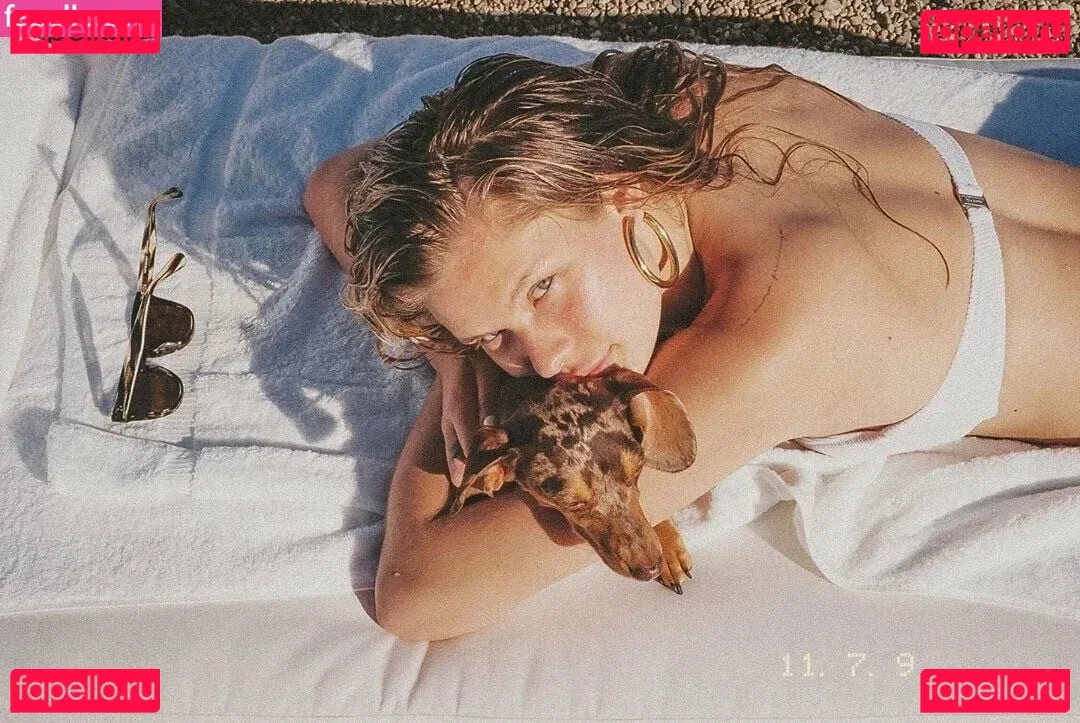 Josie Canseco Onlyfans Photo Gallery 