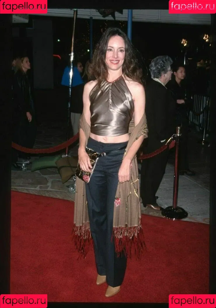 Madeleine Stowe Onlyfans Photo Gallery 