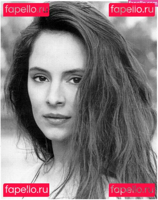 Madeleine Stowe Onlyfans Photo Gallery 