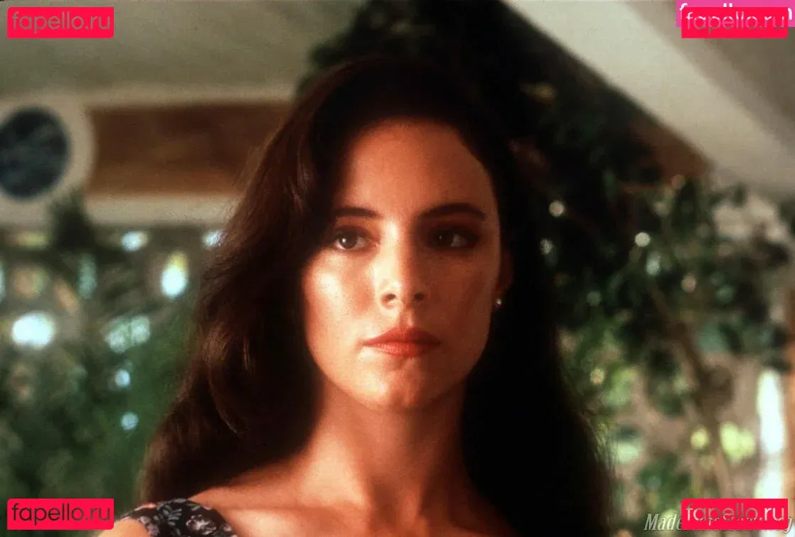 Madeleine Stowe Onlyfans Photo Gallery 