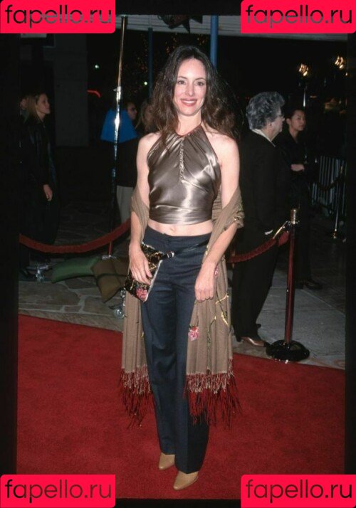 Madeleine Stowe Onlyfans Photo Gallery 