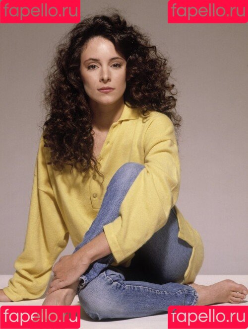 Madeleine Stowe Nude Onlyfans Photo 49