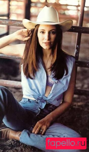 Madeleine Stowe Nude Onlyfans Photo 24