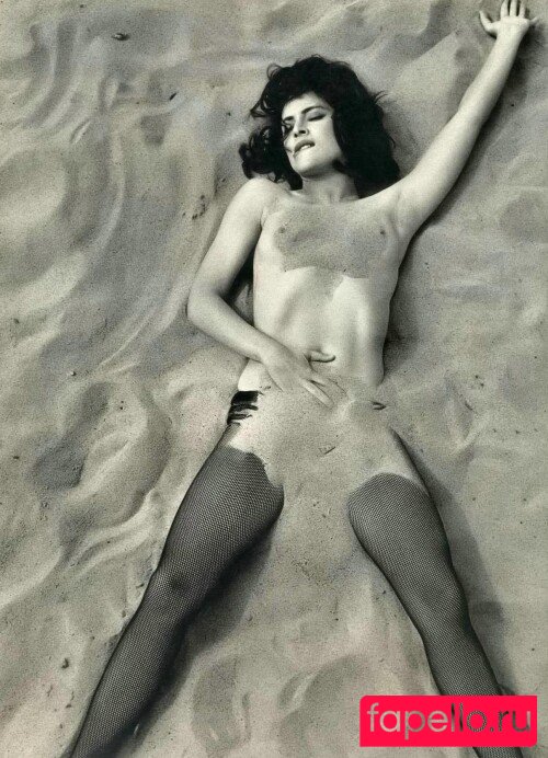 Madeleine Stowe Nude Onlyfans Photo 18