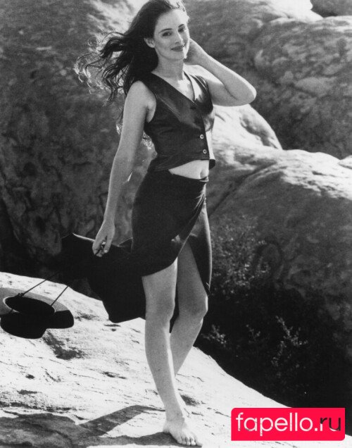 Madeleine Stowe Nude Onlyfans Photo 11