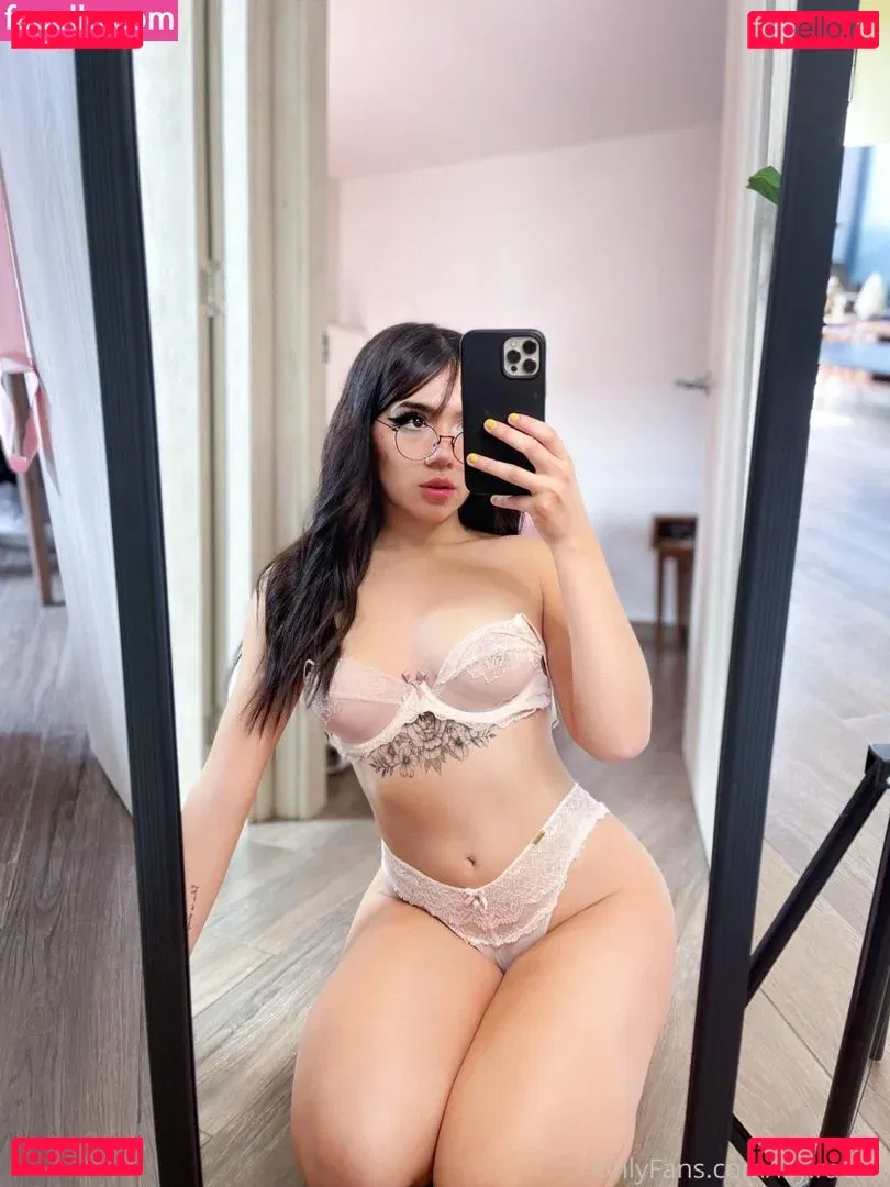 Lily Rabbit Onlyfans Photo Gallery 