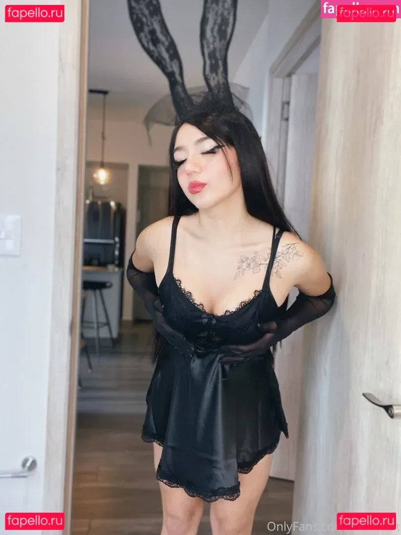 Lily Rabbit Onlyfans Photo Gallery 